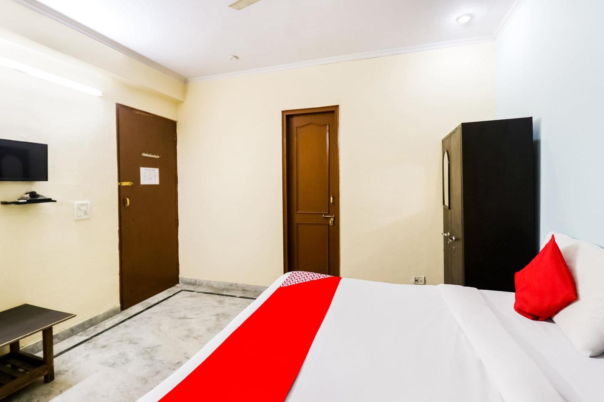 Hotel O Maurya Residency Gurgaon Zewnętrze zdjęcie